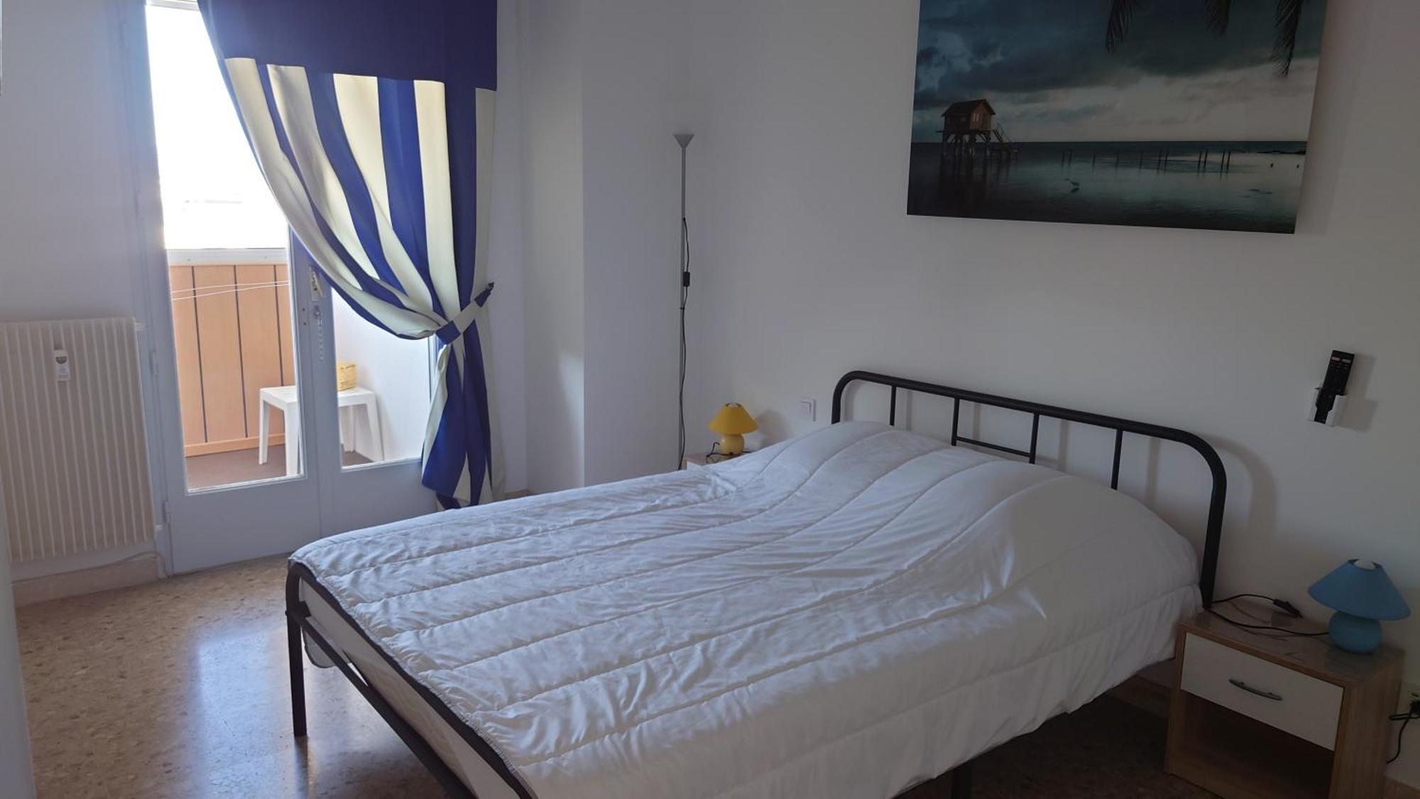Appartement Vue Mer 80M2 Fréjus Exteriör bild